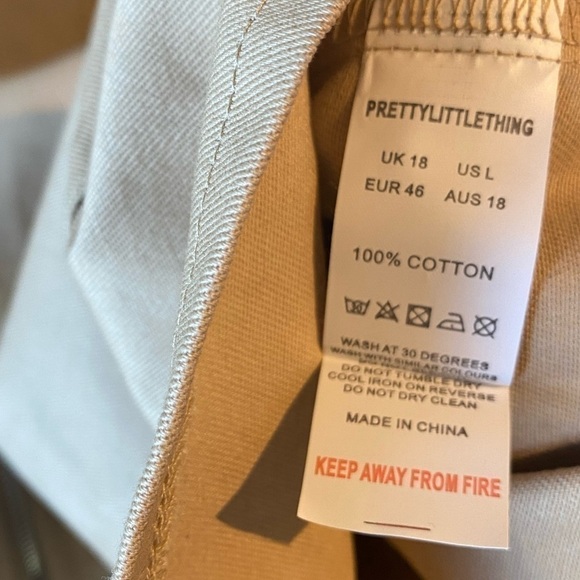 Disney x Pretty Little thing beige embroidered Mickey Mouse Vest. NWT - Picture 15 of 15